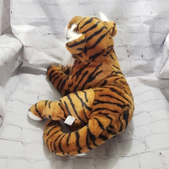 K&M International Tiger Plush 22x10 Large Stuffed Animal Toy Year 1991 - Picture 4 of 9